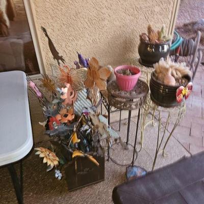 Outdoor Plants/Pottery/Art