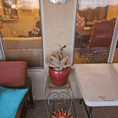 Outdoor Plants/Pottery/Art