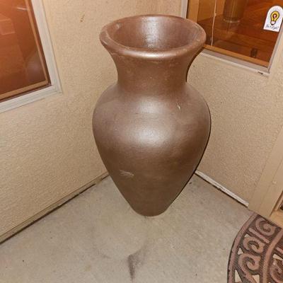 Outdoor Plants/Pottery/Art