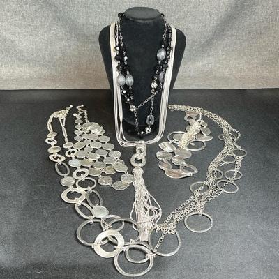 Six Bold Ladies Necklaces In Silver-Tone