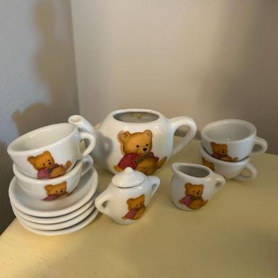 Battat children's tea set. 