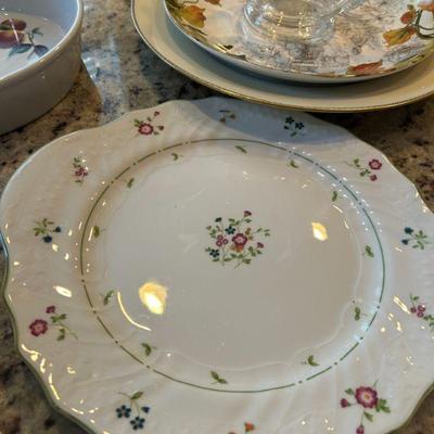 The Moselle Collection by Royal Doulton. Made in England 