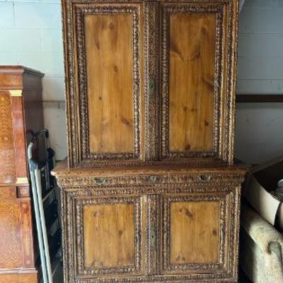 This item available to been seen by appt only. 