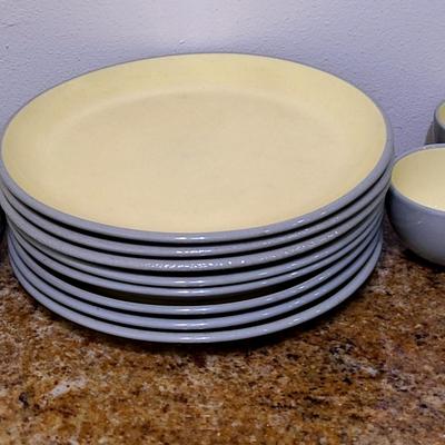 Harkerware Stone China - Made In USA - 8 Plates/10 Cups