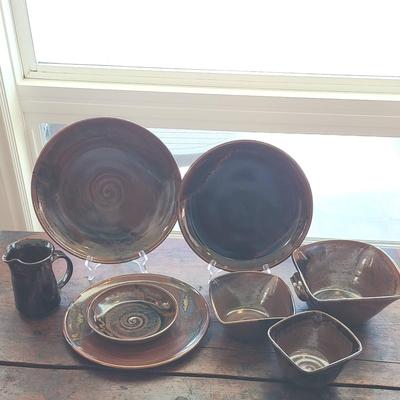 Earthy Stoneware Plate And Bowls