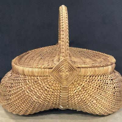 XL Vintage Woven Wicker Top Handle Picnic Basket
