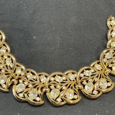 Vintage Trifari Gold Tone Crystal Bracelet
