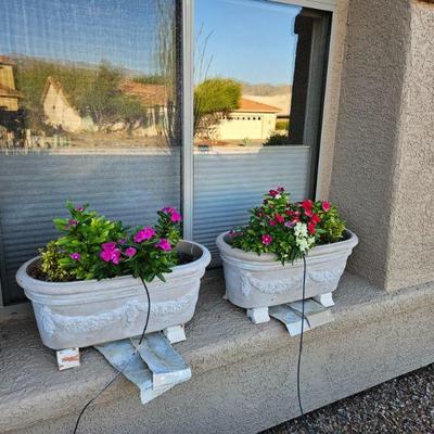 Outdoor pottery/art