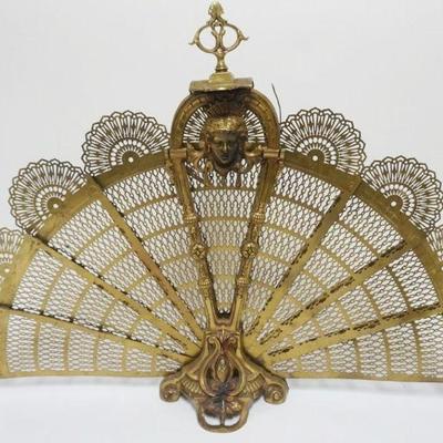 1175	BRASS PEACOCK SCREEN, APPROXIMATELY 36 IN X 25 IN H OPEN

