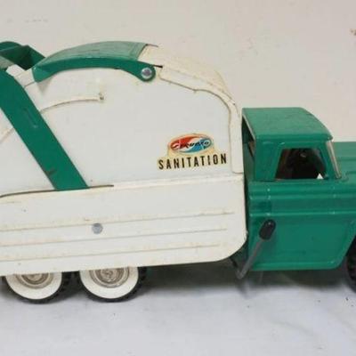 1257	VINTAGE STRUTCO PRESSED STEEL TOY GARBAGE TRUCK, APPROXIMATELY 16 IN X 6 IN X 8 IN HIGH

