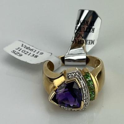 A 14k Yellow Gold Modernist 4 Carat Trillion-Cut Amethyst & Tsavorite Garnet Ring