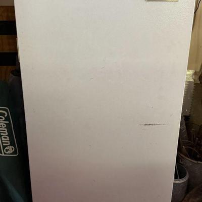 Upright freezer
