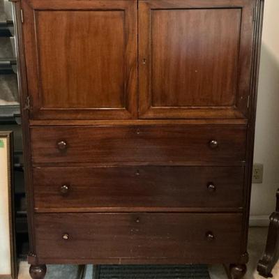 Vintage Wood Dresser (UBR54)