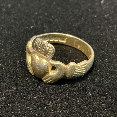 9k Gold Claddagh Ring (Size 6) (3.4 Grams)
