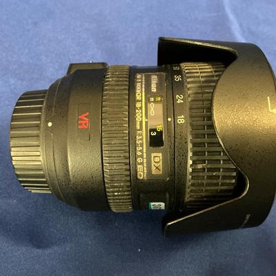 Nikon AF-S Nikkor 18-200mm 1:3.5-5.6 Lens 