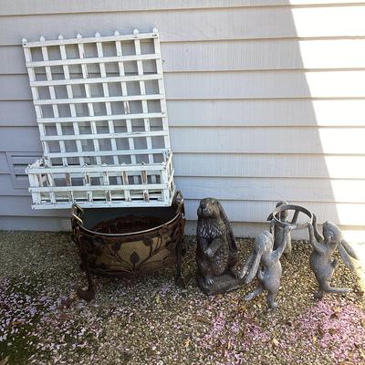 Lawn Decor