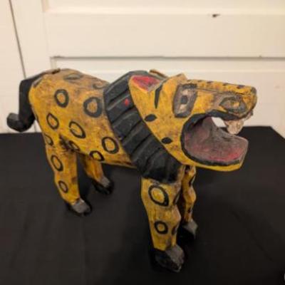 Folk art Lion