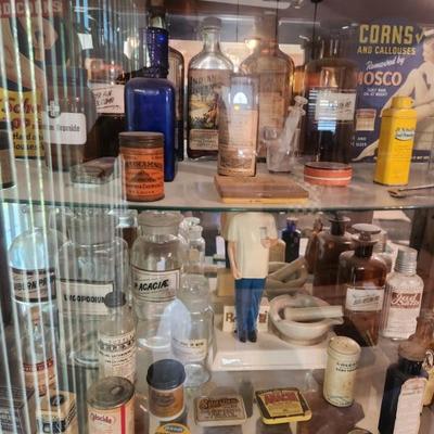 Medical collectibles apothecary collection 