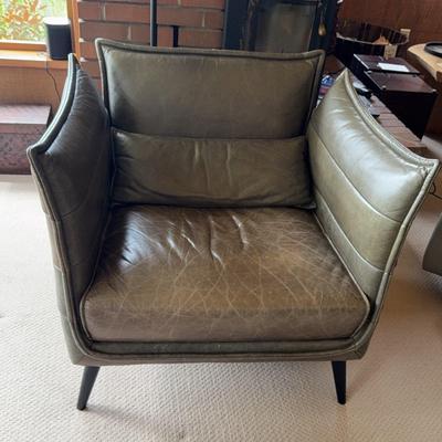 White Feather Intl Green Leather Club Chair #2