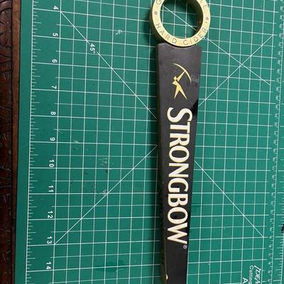 Lg5243 strongbow beer ale ipa lager tap handle knob 1