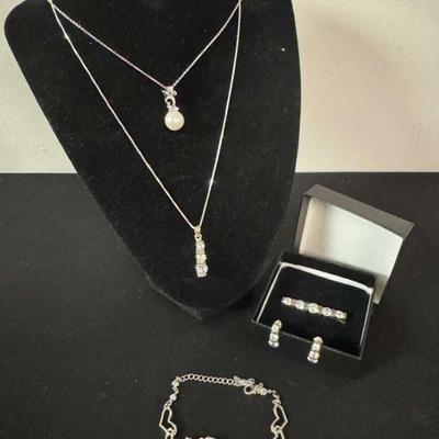 Cubic zirconia sterling
