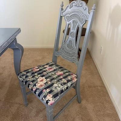 Chair dining table chairs ! Recovered ! 