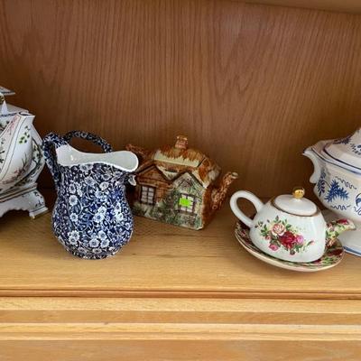 Tea sets 