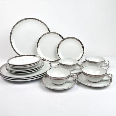 Lot #132 Vintage Fukagawa Arita Fine China Dinnerware Pattern #917 Silver Lichen - 5 pc Place Settings, Service for 4, 20 pieces
