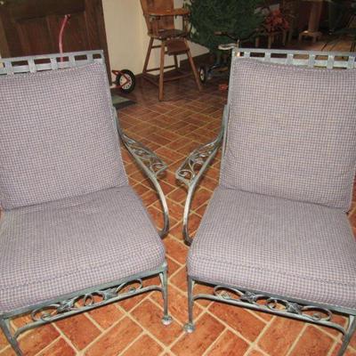 2 Heavy duty patio chairs