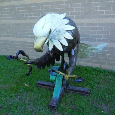 LARGE CUSTOM MADE METAL "BALD EAGLE" WALL HANGING