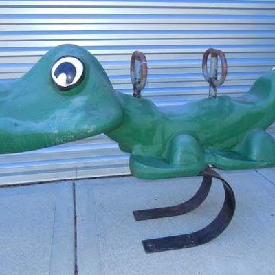 VERY RARE VINTAGE DINOSAUR SPRING RIDER