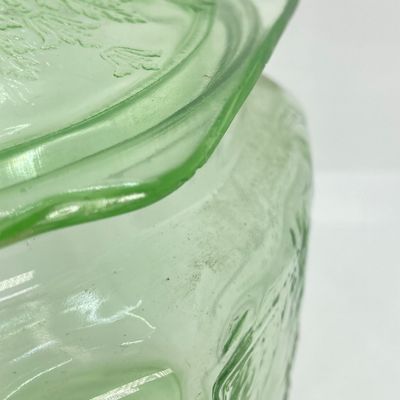 LOT 296: Lidded Uranium Glass Jars
