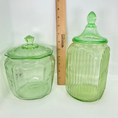 LOT 296: Lidded Uranium Glass Jars