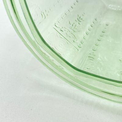 LOT 296: Lidded Uranium Glass Jars