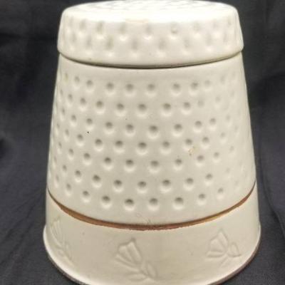 (MDR3045) House Of Webster Ceramic Thimble Canister 