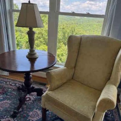 Round table with chair lamp