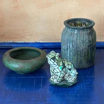 Lot #192 - Antique Handel Lamp Company Lantern, Plus Art Glass Frog Light Cover and Green Vase