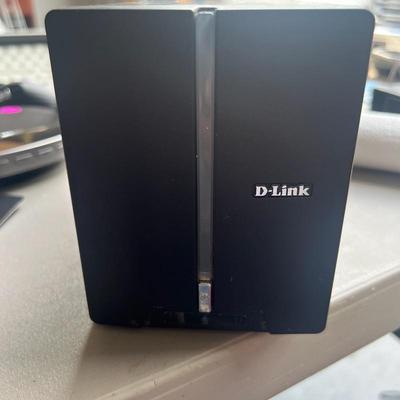 D-Link DNS-321 2-Bay Network Attached Storage - 2TB 3.5 Sata Hitachi HDD