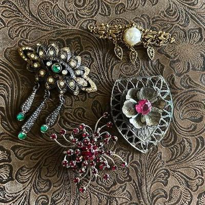 vintage costume jewelry