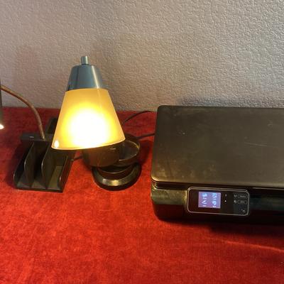 HP Photo smart 5510 Printer And Desk Lamps