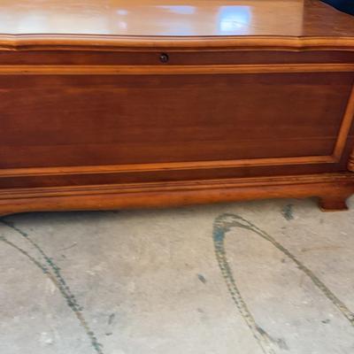 Lane Cedar Chest