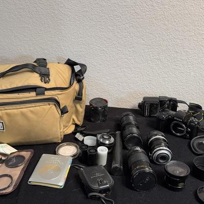 Nikon 35 Mm Camera Av6006 Kits With 5 Lenses And More