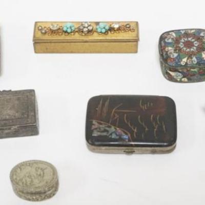 1229	GROUP OF ASSORTED TINKET BOXES INCLUDING JAPANESE LAQUERED AND MOSAIC BOX, LARGEST APPROXIMATELY 3 IN X 2 1/4 IN X 1 IN
