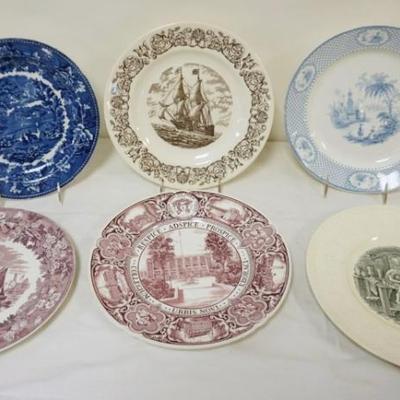 1118	GROUP OF WEDGWOOD TRANSFERWARE PLATES, LARGEST APPROXIMATELY 11 IN
