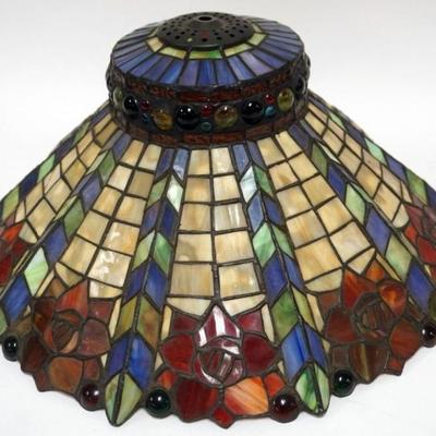 1249	TIFFANY STYLE STAIN GLASS SHADE, APPROXIMATELY 18 IN X 12 IN H
