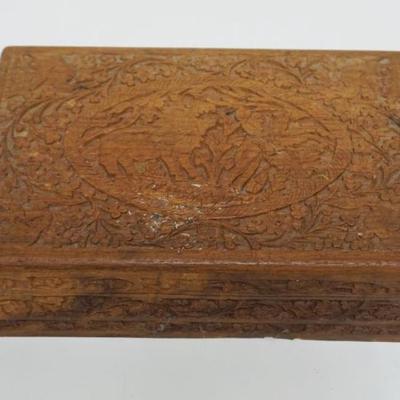1177	CARVED ASIAN HINGED DRESSER BOX, APPROXIMATELY 12 IN X 8 IN X 4 IN HIGH
