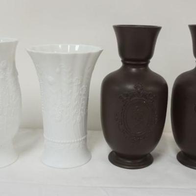 1134	GROUP OF ASSORTED VASES INCLUDING 2 FERDINAND GEERBING & 2 KAISER GERMAN VASES, TALLEST APPROXIMATELY 8 IN HIGH
