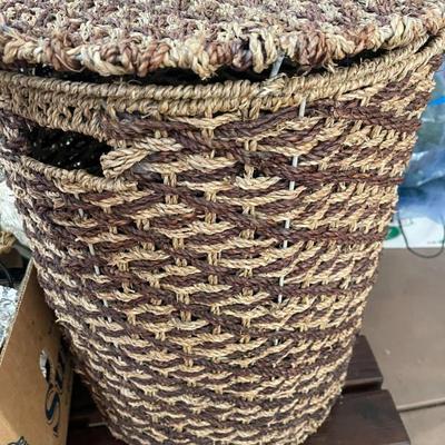 Laundry basket 