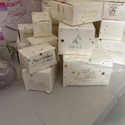 Minature Snowbabies collection