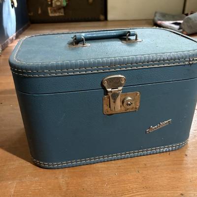 Vintage train case